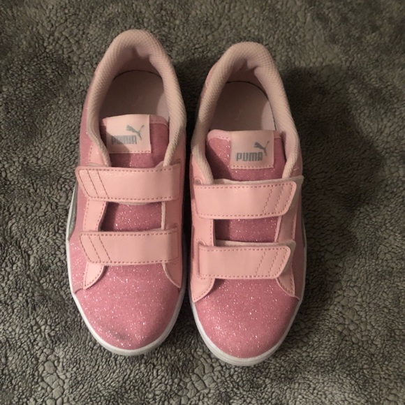Cute Pink Puma Shoes Size 2.5C - Picture 1 of 8